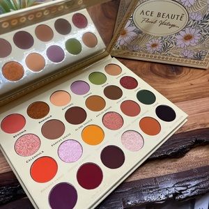 ACE BEAUTÈ Floral Vintage Palette